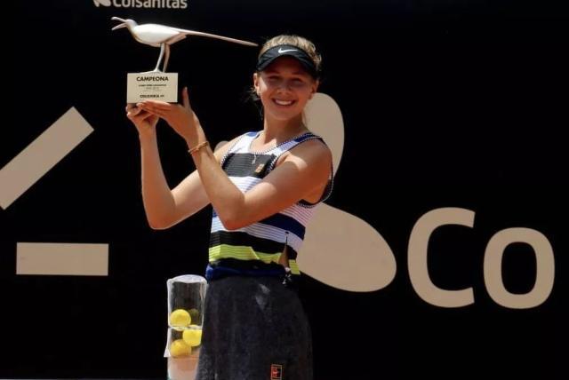 荷兰队同样 荷兰队同样