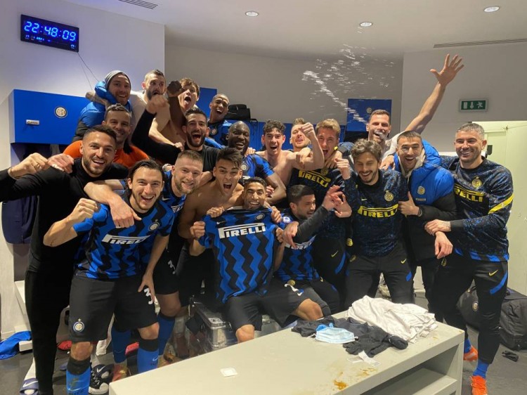 观赛体验直 观赛体验直