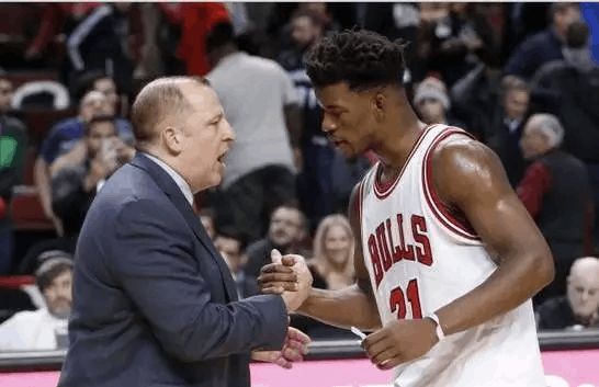 伊朗前锋塔 伊朗前锋塔